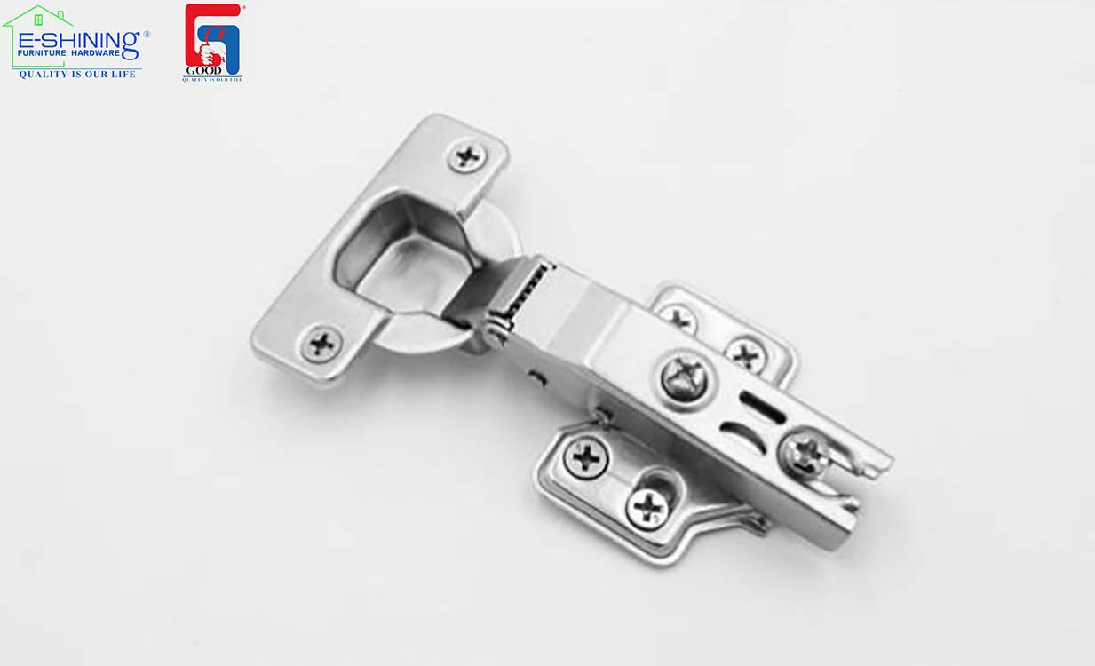 CQ Series Soft Close Hinge 105 Degree Opening Slide On