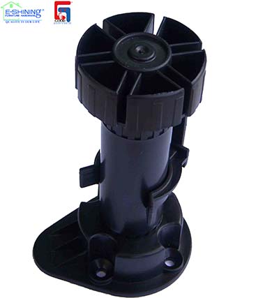 Adjustable leg